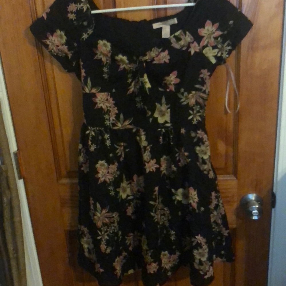 Forever 21 Floral Black Dress